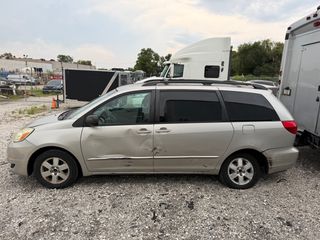 2004 Toyota Sienna LE - Exterior Side Driver Image